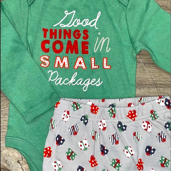 NWT Old Navy Christmas Bodysuit Matching Set 12-18 - Picture 8 of 9